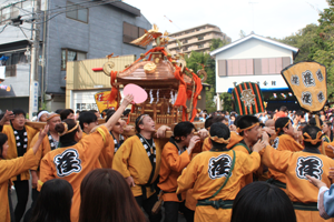 驚神社例大祭